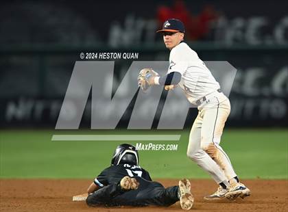 Thumbnail 2 in Santa Ana Valley vs. Rolling Hills Prep (Halo Classic) photogallery.