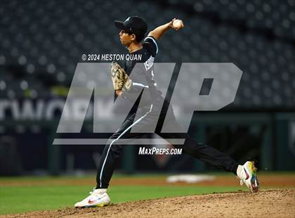 Thumbnail 2 in Santa Ana Valley vs. Rolling Hills Prep (Halo Classic) photogallery.