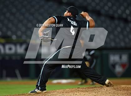 Thumbnail 3 in Santa Ana Valley vs. Rolling Hills Prep (Halo Classic) photogallery.