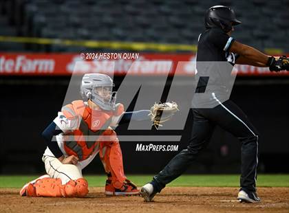 Thumbnail 1 in Santa Ana Valley vs. Rolling Hills Prep (Halo Classic) photogallery.