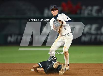 Thumbnail 3 in Santa Ana Valley vs. Rolling Hills Prep (Halo Classic) photogallery.