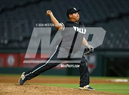 Thumbnail 1 in Santa Ana Valley vs. Rolling Hills Prep (Halo Classic) photogallery.