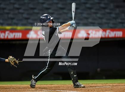 Thumbnail 1 in Santa Ana Valley vs. Rolling Hills Prep (Halo Classic) photogallery.
