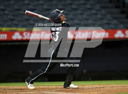 Thumbnail 2 in Santa Ana Valley vs. Rolling Hills Prep (Halo Classic) photogallery.