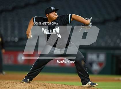 Thumbnail 3 in Santa Ana Valley vs. Rolling Hills Prep (Halo Classic) photogallery.