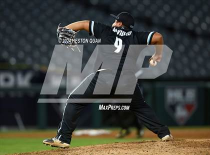 Thumbnail 2 in Santa Ana Valley vs. Rolling Hills Prep (Halo Classic) photogallery.