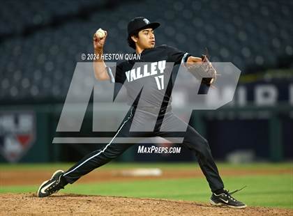 Thumbnail 1 in Santa Ana Valley vs. Rolling Hills Prep (Halo Classic) photogallery.