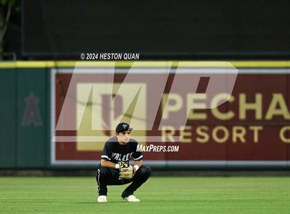 Thumbnail 2 in Santa Ana Valley vs. Rolling Hills Prep (Halo Classic) photogallery.