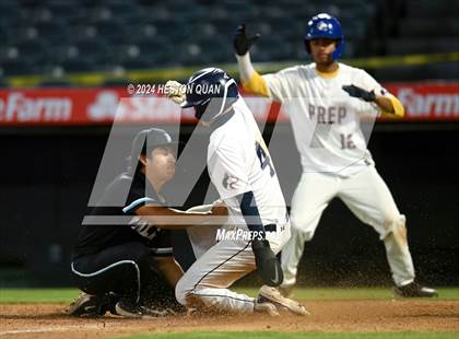 Thumbnail 3 in Santa Ana Valley vs. Rolling Hills Prep (Halo Classic) photogallery.
