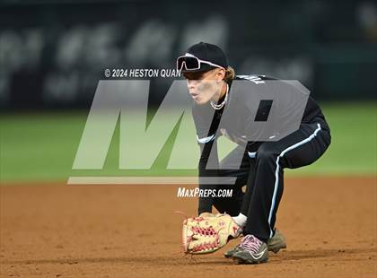 Thumbnail 3 in Santa Ana Valley vs. Rolling Hills Prep (Halo Classic) photogallery.