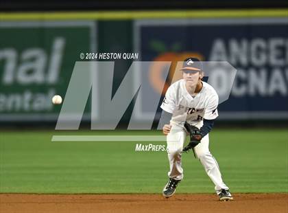 Thumbnail 3 in Santa Ana Valley vs. Rolling Hills Prep (Halo Classic) photogallery.