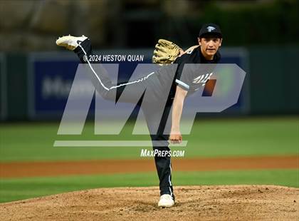 Thumbnail 2 in Santa Ana Valley vs. Rolling Hills Prep (Halo Classic) photogallery.