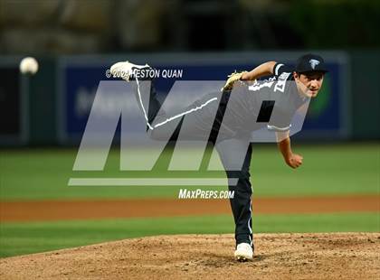Thumbnail 3 in Santa Ana Valley vs. Rolling Hills Prep (Halo Classic) photogallery.