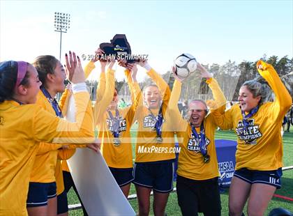 Thumbnail 2 in Spencerport vs. Shoreham-Wading River (NYSPHSAA Class A Final) photogallery.
