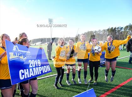 Thumbnail 1 in Spencerport vs. Shoreham-Wading River (NYSPHSAA Class A Final) photogallery.