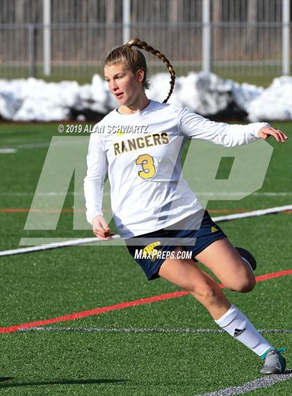 Thumbnail 1 in Spencerport vs. Shoreham-Wading River (NYSPHSAA Class A Final) photogallery.