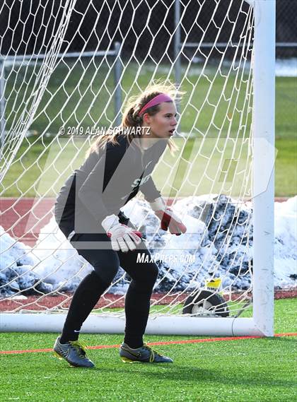 Thumbnail 2 in Spencerport vs. Shoreham-Wading River (NYSPHSAA Class A Final) photogallery.