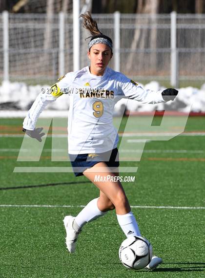 Thumbnail 2 in Spencerport vs. Shoreham-Wading River (NYSPHSAA Class A Final) photogallery.