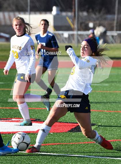 Thumbnail 1 in Spencerport vs. Shoreham-Wading River (NYSPHSAA Class A Final) photogallery.