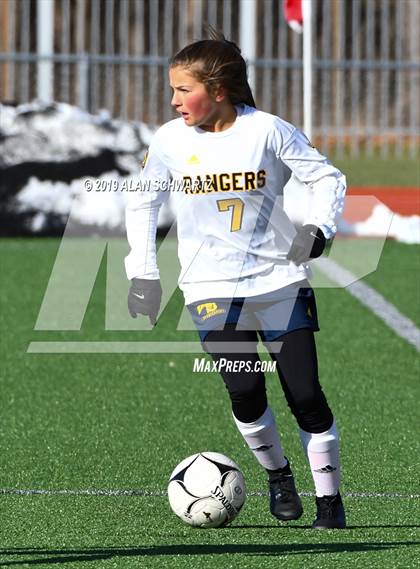 Thumbnail 2 in Spencerport vs. Shoreham-Wading River (NYSPHSAA Class A Final) photogallery.