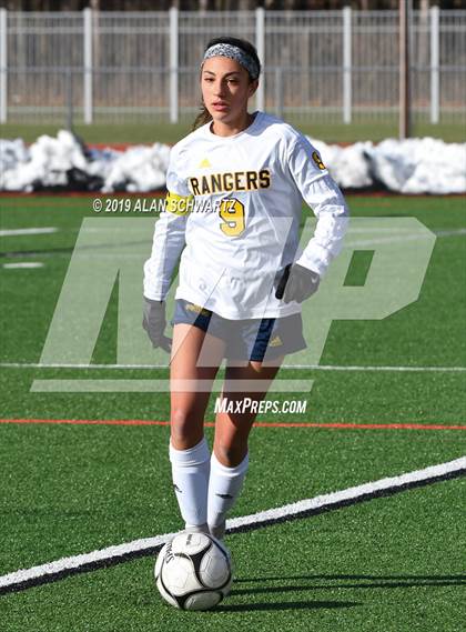 Thumbnail 1 in Spencerport vs. Shoreham-Wading River (NYSPHSAA Class A Final) photogallery.