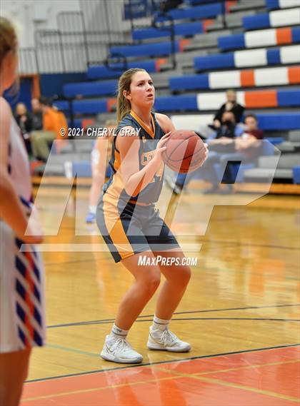 Thumbnail 3 in Sullivan Central @ Volunteer photogallery.