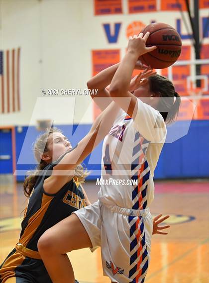 Thumbnail 1 in Sullivan Central @ Volunteer photogallery.