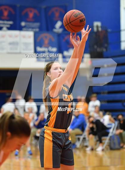 Thumbnail 3 in Sullivan Central @ Volunteer photogallery.