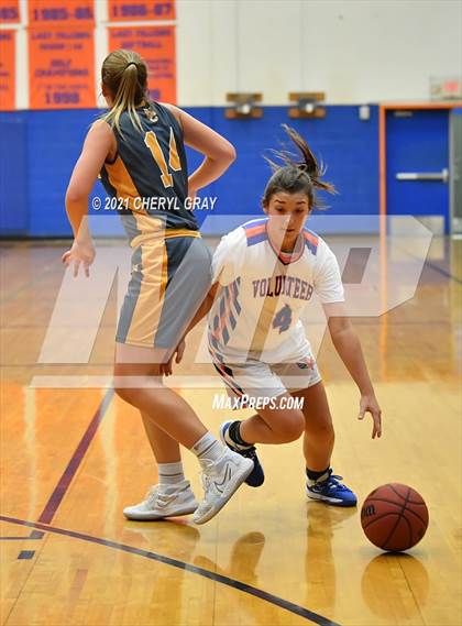 Thumbnail 2 in Sullivan Central @ Volunteer photogallery.