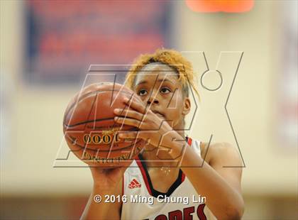 Thumbnail 1 in La Canada vs. Antelope Valley (CIF SoCal Regional D4 Final) photogallery.