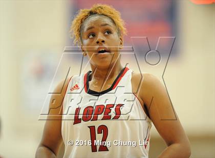 Thumbnail 3 in La Canada vs. Antelope Valley (CIF SoCal Regional D4 Final) photogallery.