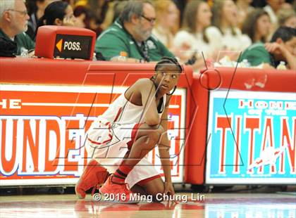 Thumbnail 2 in La Canada vs. Antelope Valley (CIF SoCal Regional D4 Final) photogallery.