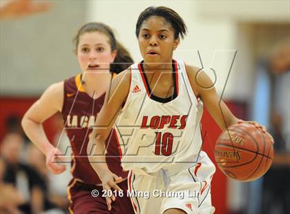 Thumbnail 2 in La Canada vs. Antelope Valley (CIF SoCal Regional D4 Final) photogallery.