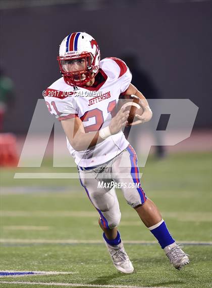 Thumbnail 3 in Jefferson vs Houston [Sam] photogallery.