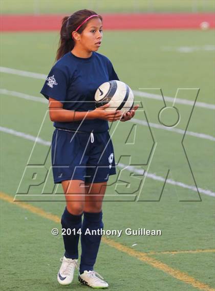 Thumbnail 2 in Orange vs. Bolsa Grande  photogallery.