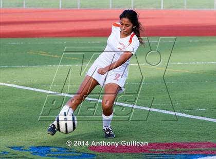 Thumbnail 1 in Orange vs. Bolsa Grande  photogallery.