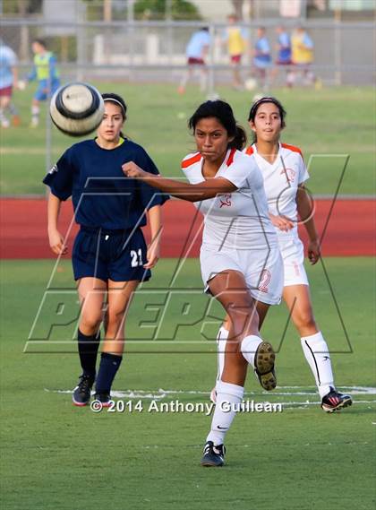 Thumbnail 2 in Orange vs. Bolsa Grande  photogallery.