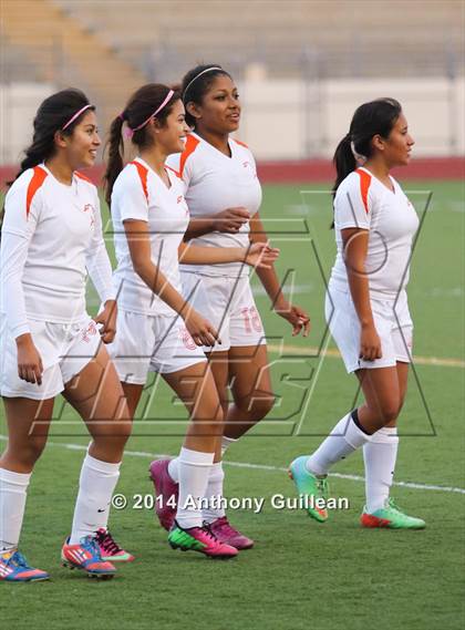Thumbnail 2 in Orange vs. Bolsa Grande  photogallery.