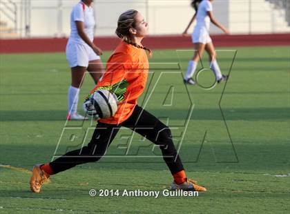Thumbnail 1 in Orange vs. Bolsa Grande  photogallery.