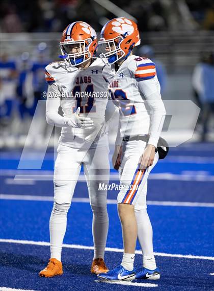 Thumbnail 2 in Madison Central vs. Tupelo (MHSAA 7A North State Championship) photogallery.