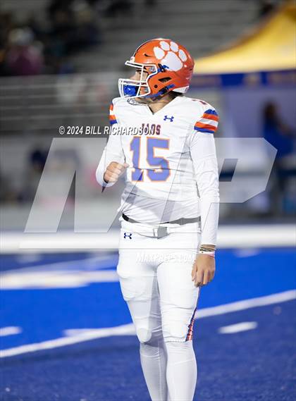 Thumbnail 2 in Madison Central vs. Tupelo (MHSAA 7A North State Championship) photogallery.