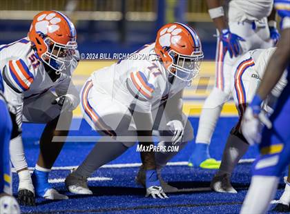 Thumbnail 3 in Madison Central vs. Tupelo (MHSAA 7A North State Championship) photogallery.