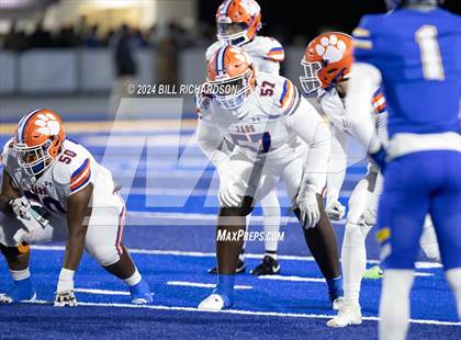 Thumbnail 1 in Madison Central vs. Tupelo (MHSAA 7A North State Championship) photogallery.