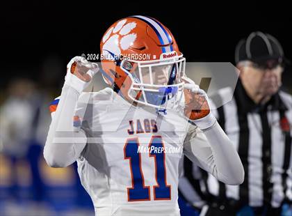 Thumbnail 1 in Madison Central vs. Tupelo (MHSAA 7A North State Championship) photogallery.