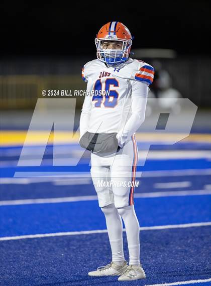 Thumbnail 3 in Madison Central vs. Tupelo (MHSAA 7A North State Championship) photogallery.
