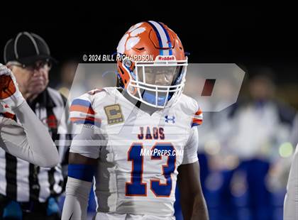 Thumbnail 3 in Madison Central vs. Tupelo (MHSAA 7A North State Championship) photogallery.