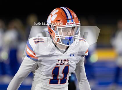 Thumbnail 2 in Madison Central vs. Tupelo (MHSAA 7A North State Championship) photogallery.