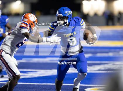 Thumbnail 3 in Madison Central vs. Tupelo (MHSAA 7A North State Championship) photogallery.