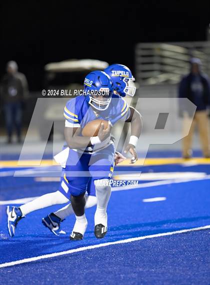 Thumbnail 2 in Madison Central vs. Tupelo (MHSAA 7A North State Championship) photogallery.