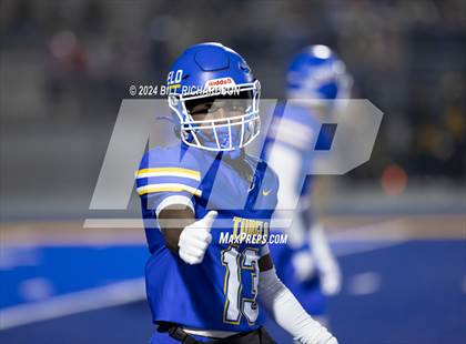 Thumbnail 1 in Madison Central vs. Tupelo (MHSAA 7A North State Championship) photogallery.